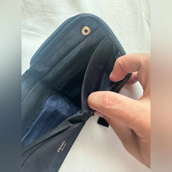 🔥Prada Wallet - Picture 10 of 17